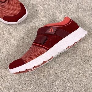 Vionic Brisk Ema Orthotic Support Red Athletic Sneakers Velcro Strap Size 5